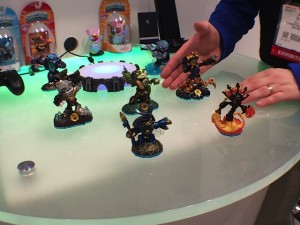 new skylanders swap force, toyqueen, toy fair 2014, smolder dash