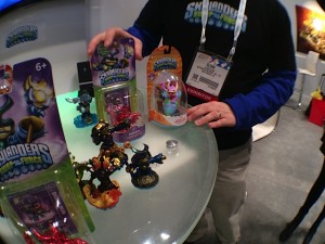 new skylanders swap force, toyqueen, toy fair 2014, Dune Bug, Spy Rise, Springtime Trigger Happy, Smolderdash, Trap Shadow